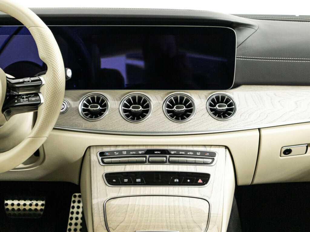 Mercedes-Benz E-Класс 200, 2021 Фото №14