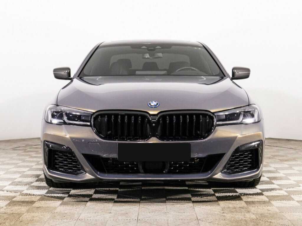 BMW 5 серии M550i xDrive, 2020 - 97 874 км. | Фото №2