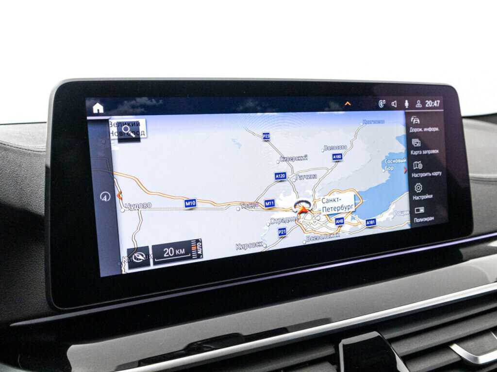 BMW 5 серии M550i xDrive, 2020 Фото №16