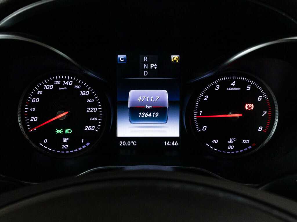 Mercedes-Benz GLC 300, 2015 Фото №12