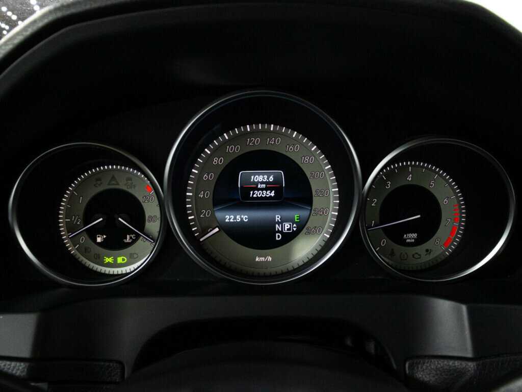 Mercedes-Benz E-Класс 200, 2015 Фото №11