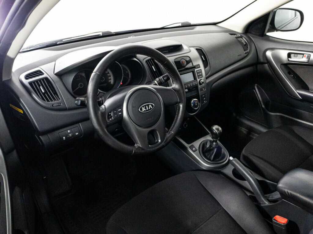 Kia Cerato 6-speed, 2010 Фото №11