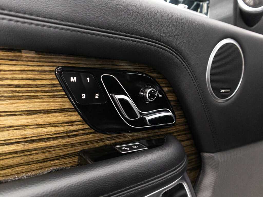 Land Rover Range Rover, 2018 Фото №17