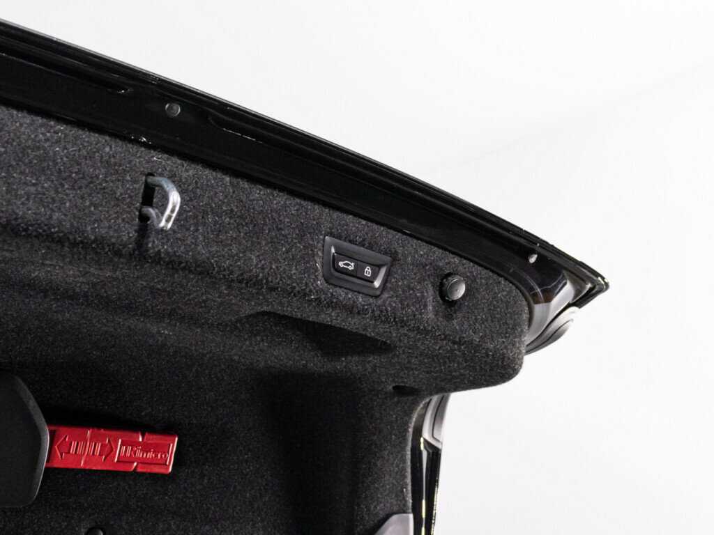 BMW 5 серии 520d xDrive, 2021 Фото №15