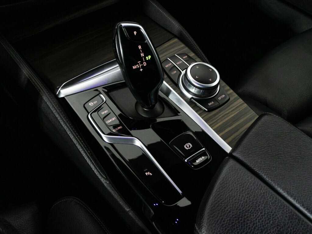 BMW 5 серии 520d xDrive, 2021 Фото №20