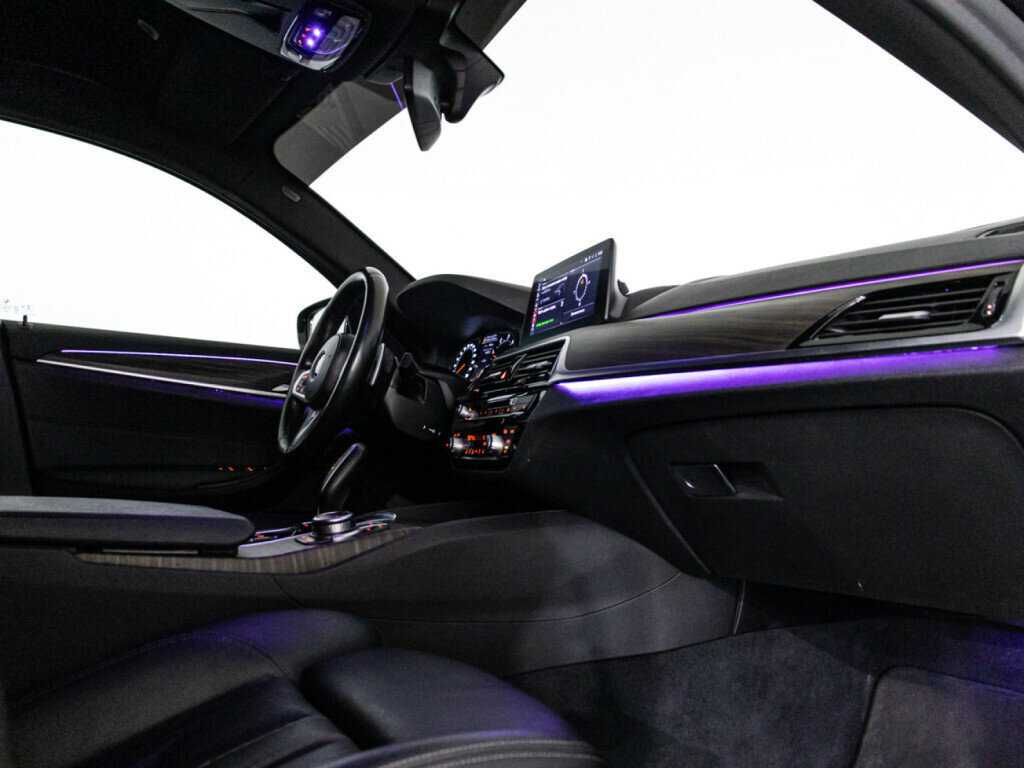 BMW 5 серии 520d xDrive, 2021 Фото №34