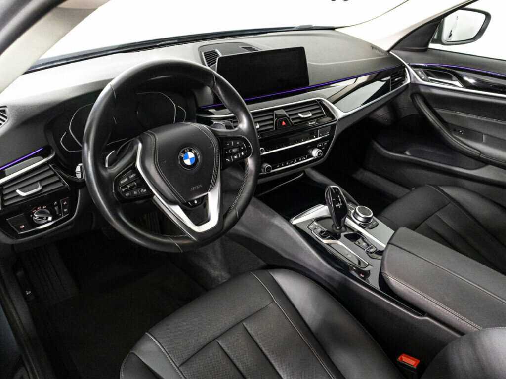 BMW 5 серии 520d xDrive, 2020 Фото №9