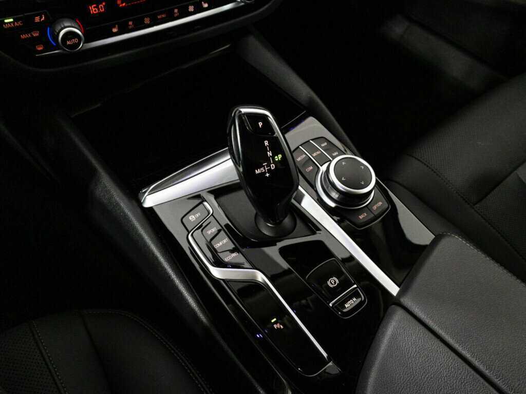 BMW 5 серии 520d xDrive, 2020 Фото №18