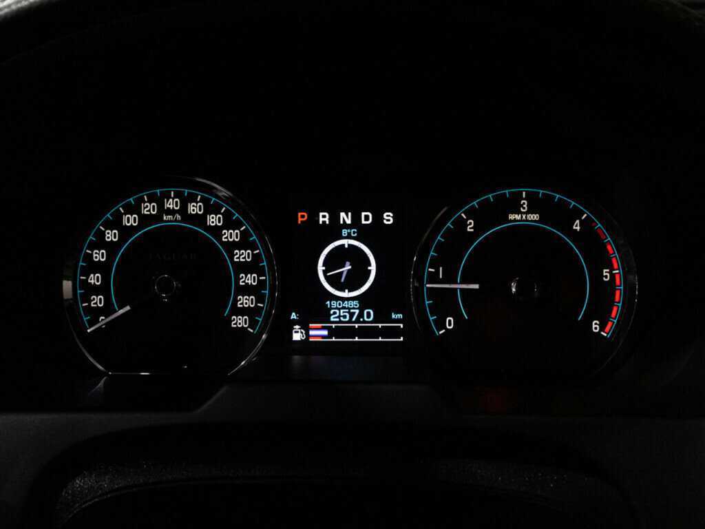 Jaguar XF, 2011 Фото №12