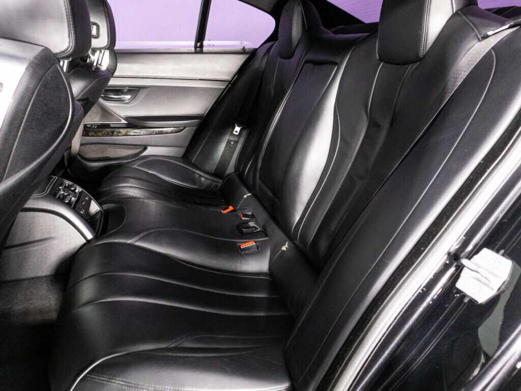 BMW 6 серии 640i xDrive, 2013 Фото №10