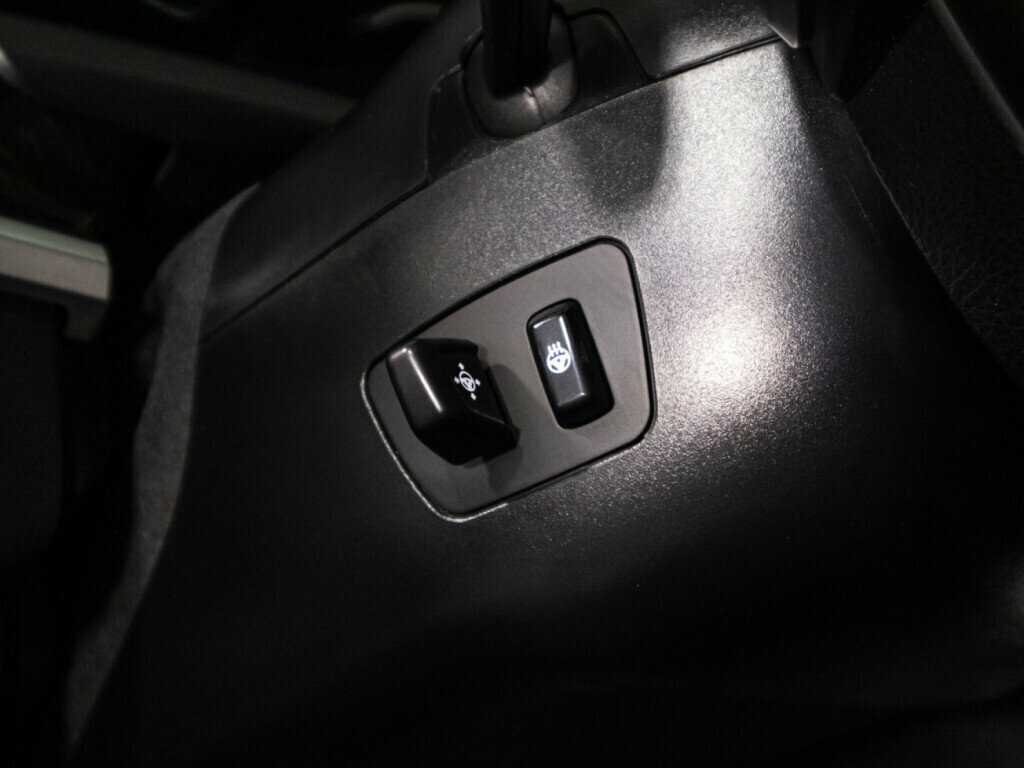 BMW 6 серии 640i xDrive, 2013 Фото №20