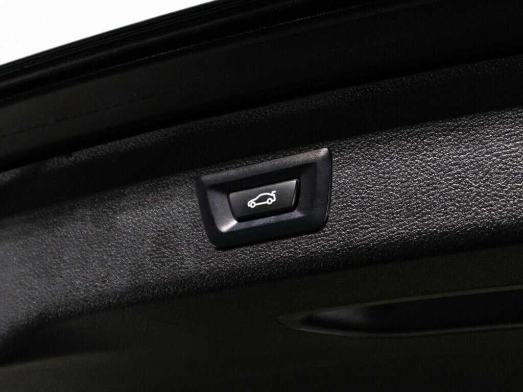 BMW X3 28i xDrive, 2011 Фото №15