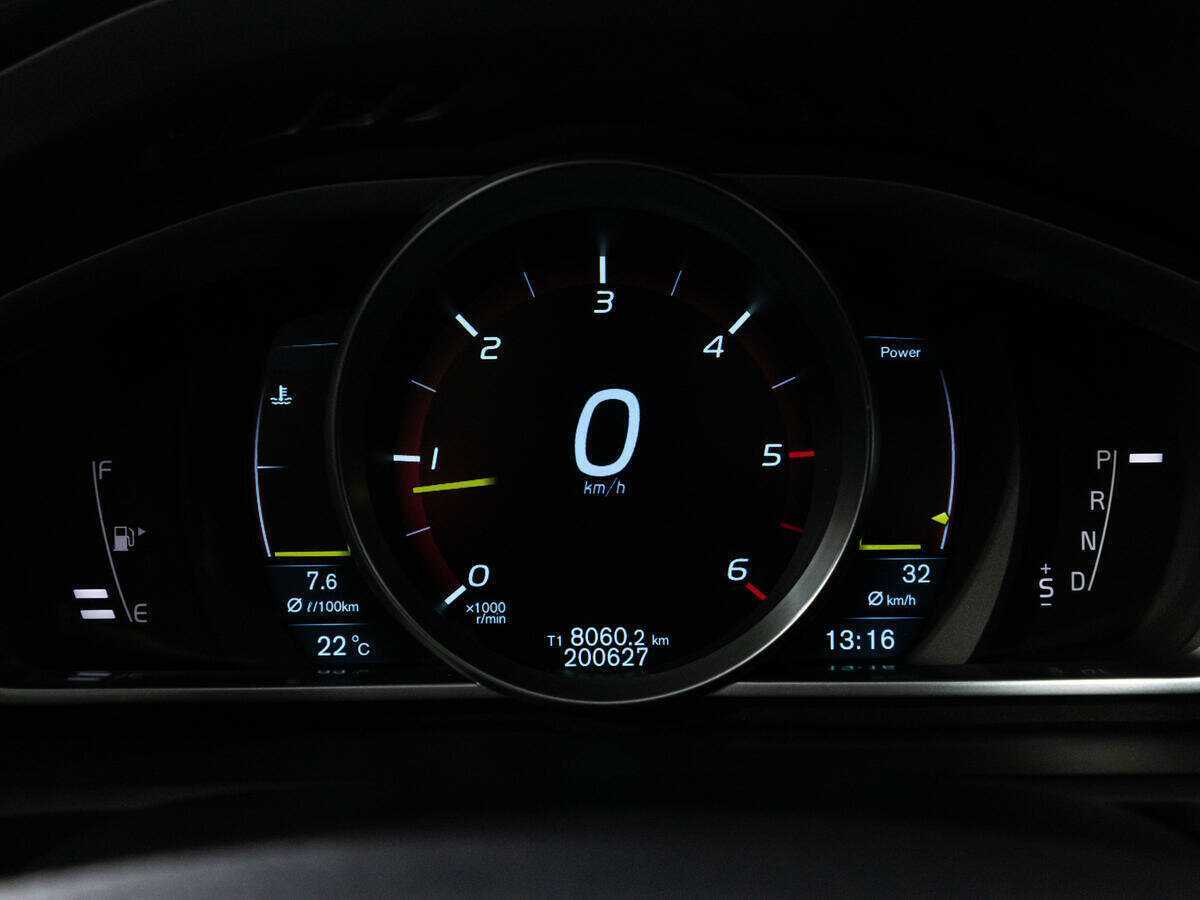 Volvo V40 Cross Country, 2013 Фото №12