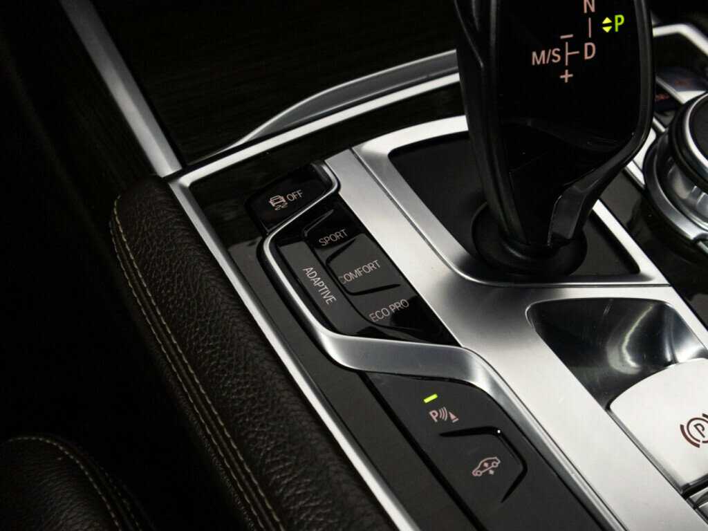 BMW 7 серии Long 730Ld xDrive, 2016 Фото №21