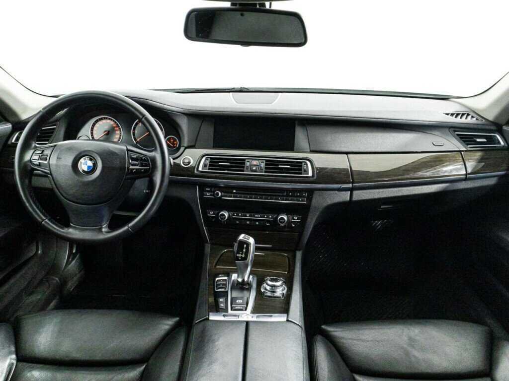 BMW 7 серии 740d xDrive, 2012 Фото №13
