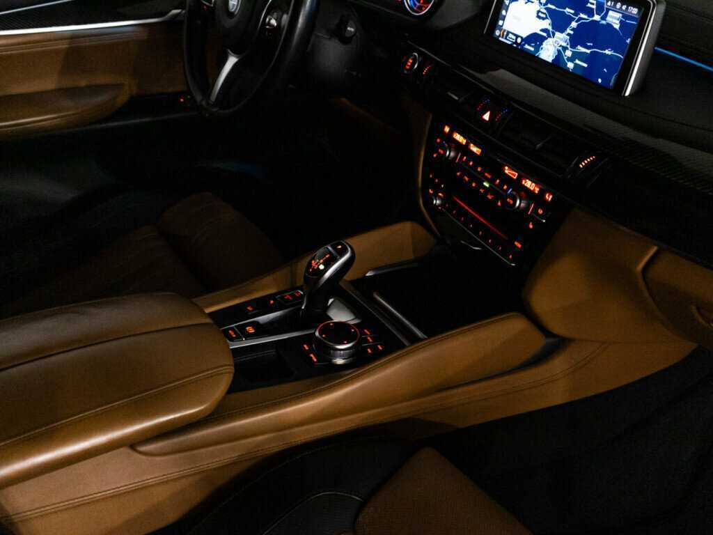 BMW X6 40d, 2018 Фото №27