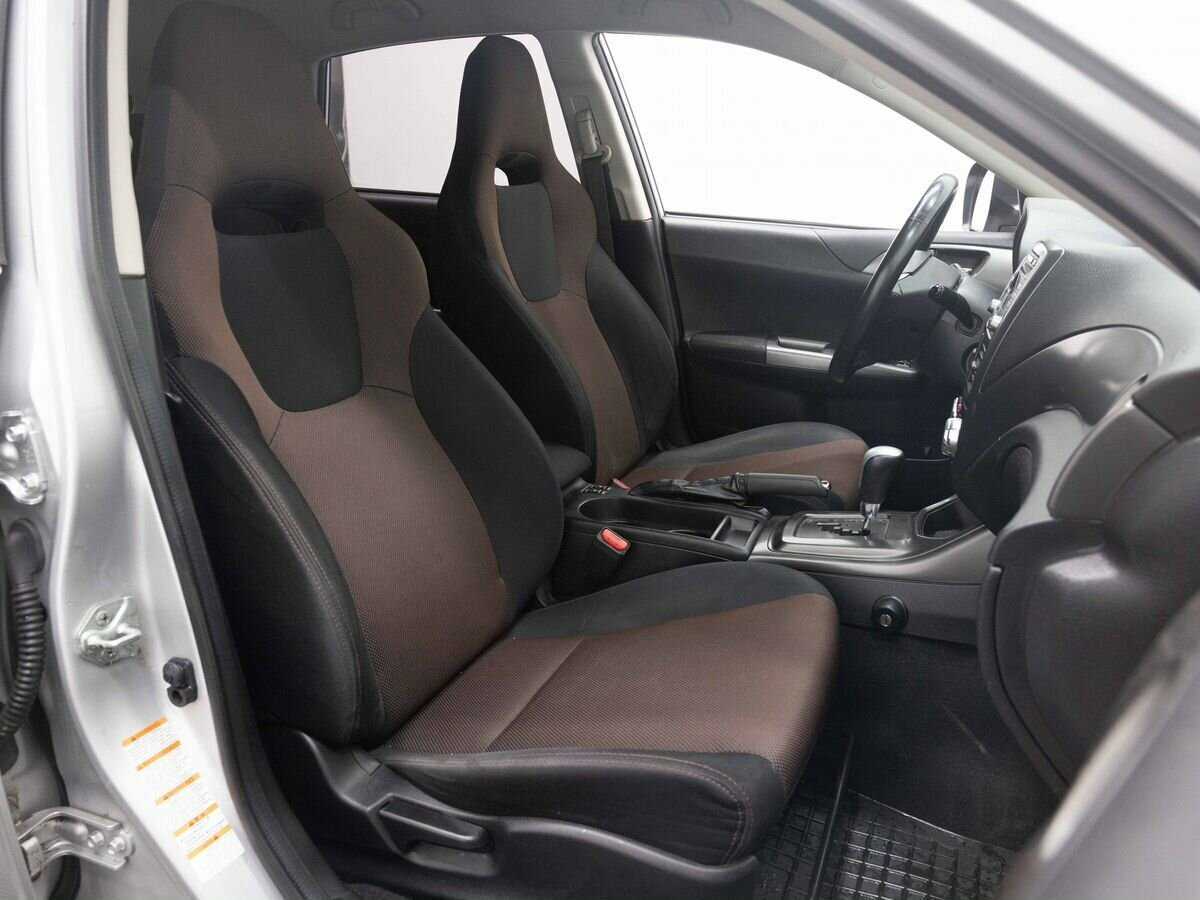 Subaru Impreza XV, 2010 Фото №14