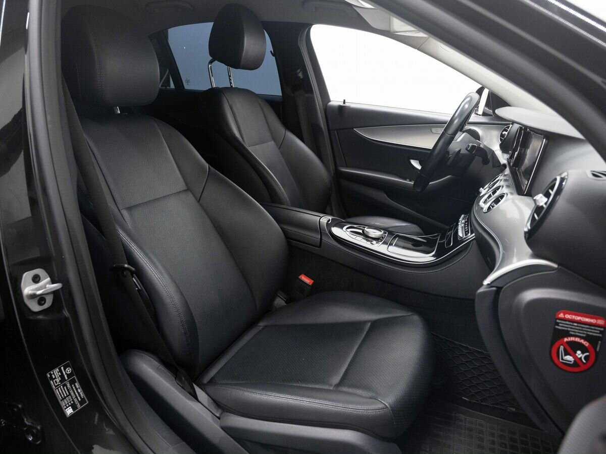 Mercedes-Benz E-Класс 200, 2020 Фото №9