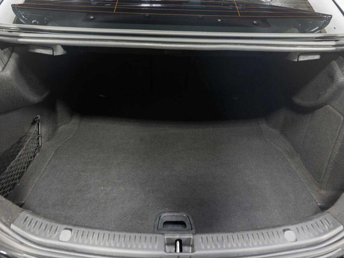 Mercedes-Benz E-Класс 200, 2020 Фото №19