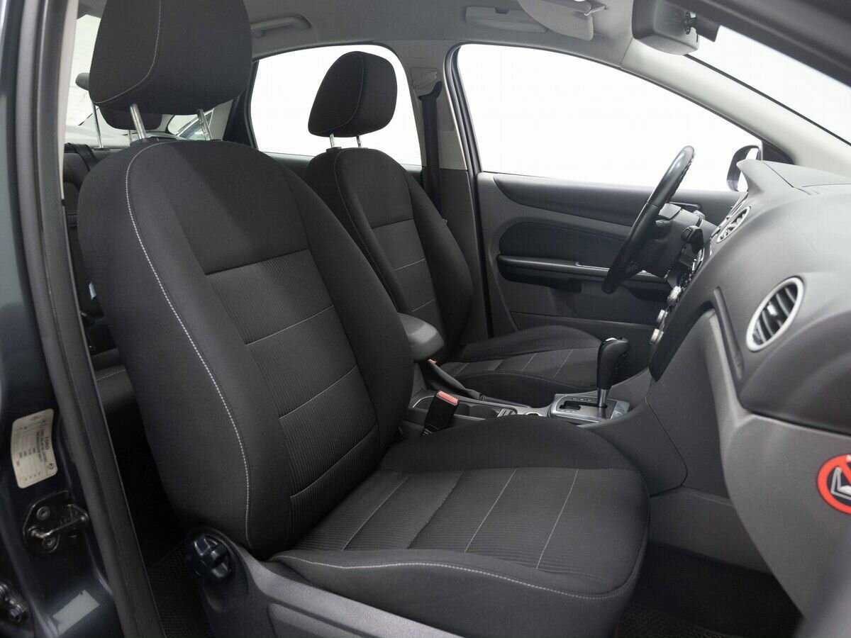 Ford Focus, 2010 Фото №13