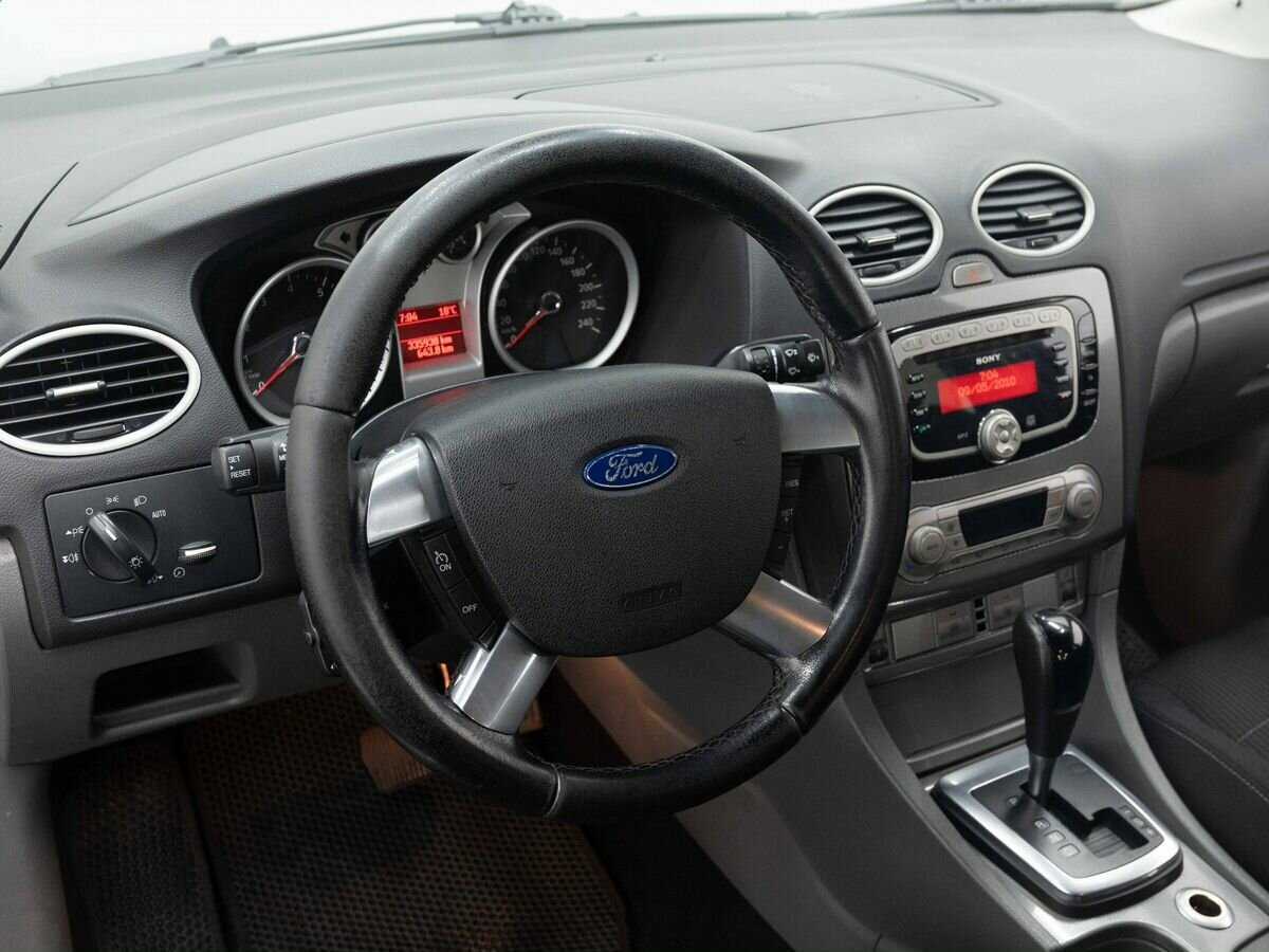 Ford Focus, 2010 Фото №14