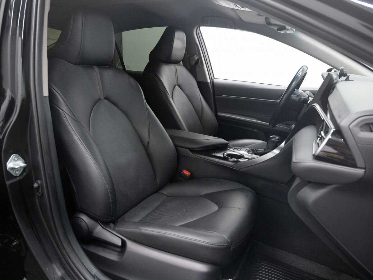 Toyota Camry, 2021 Фото №14