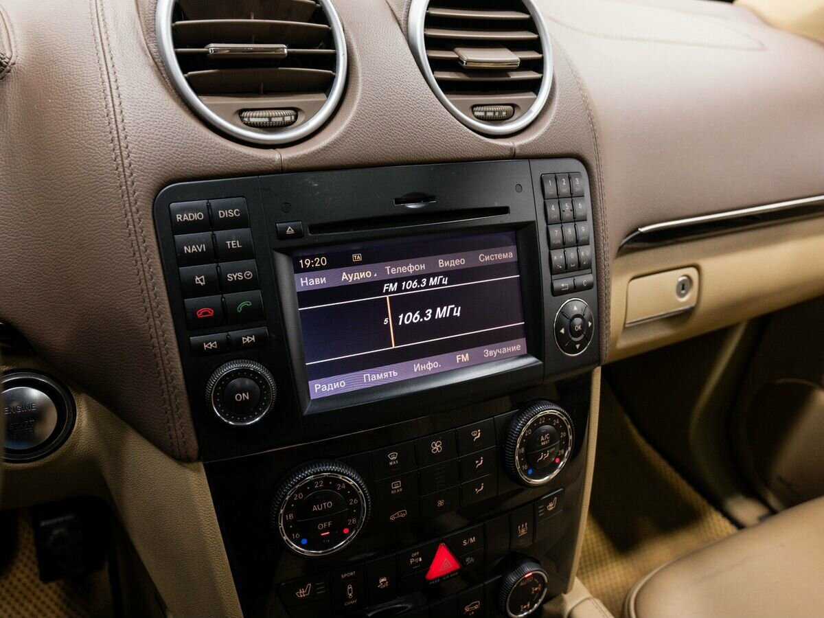 Mercedes-Benz GL-Класс 350, 2011 Фото №23