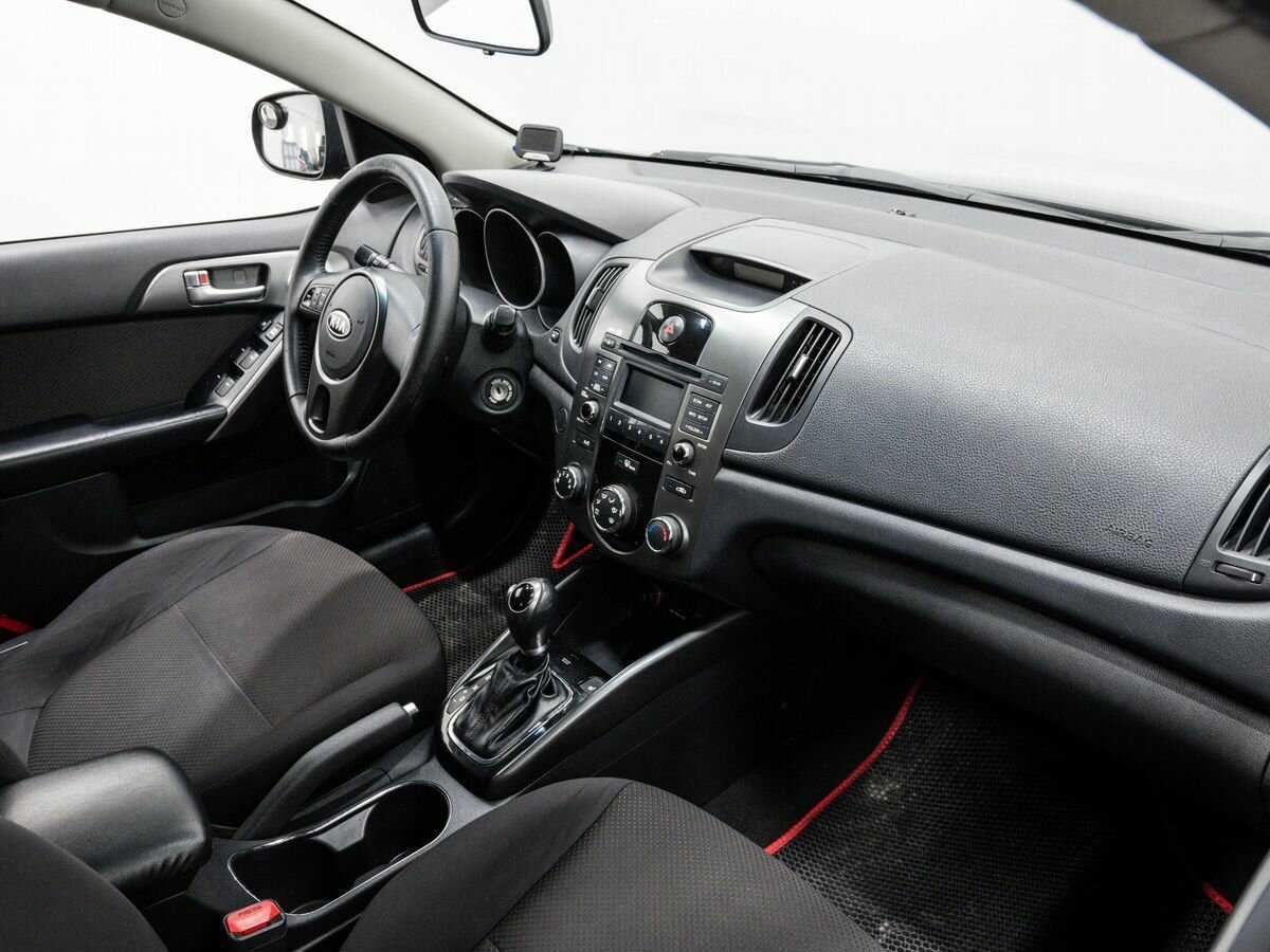Kia Cerato 6-speed, 2011 - 168 773 км. | Фото №8
