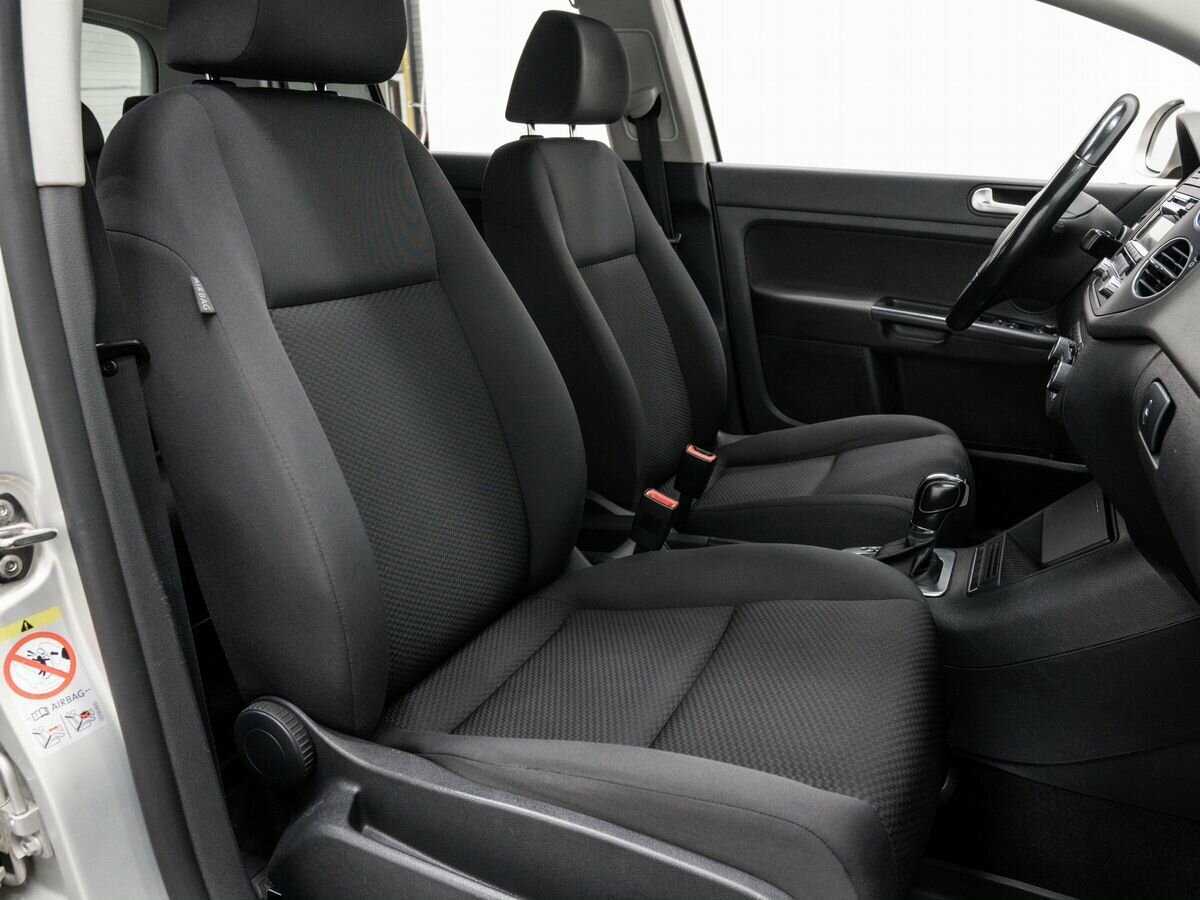 Volkswagen Golf Plus, 2011 Фото №8