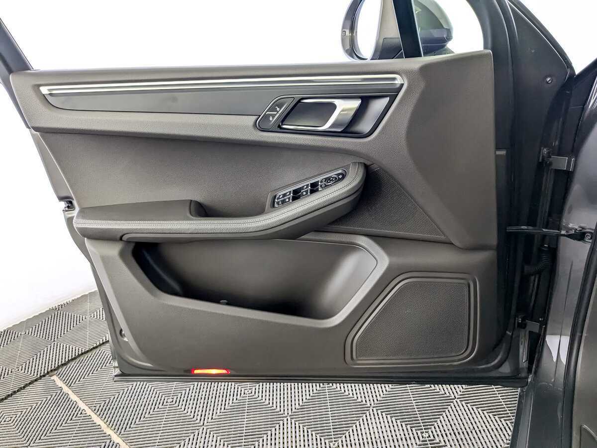 Porsche Macan, 2018 Фото №18