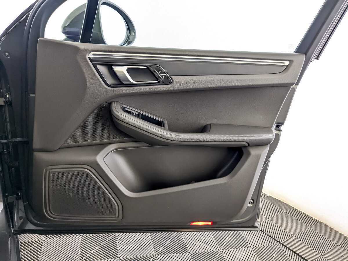 Porsche Macan, 2018 Фото №24