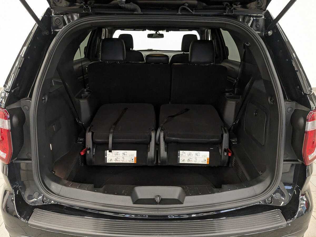 Ford Explorer, 2019 Фото №10