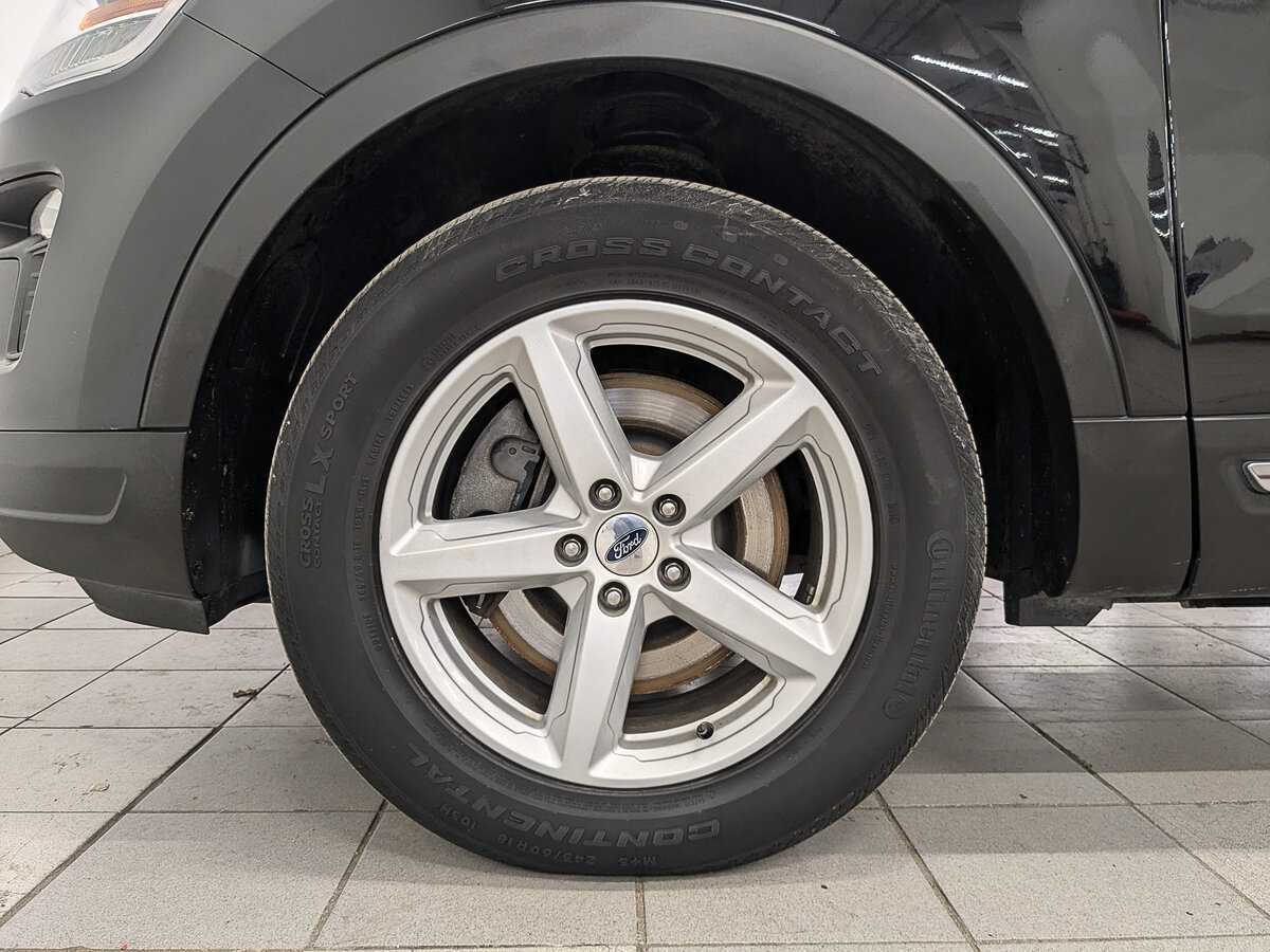 Ford Explorer, 2019 Фото №12