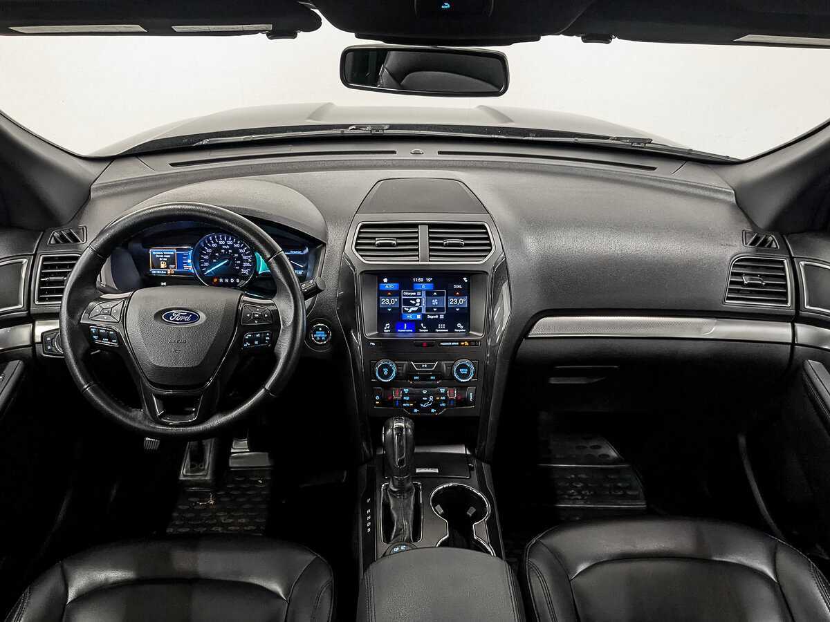Ford Explorer, 2019 Фото №14