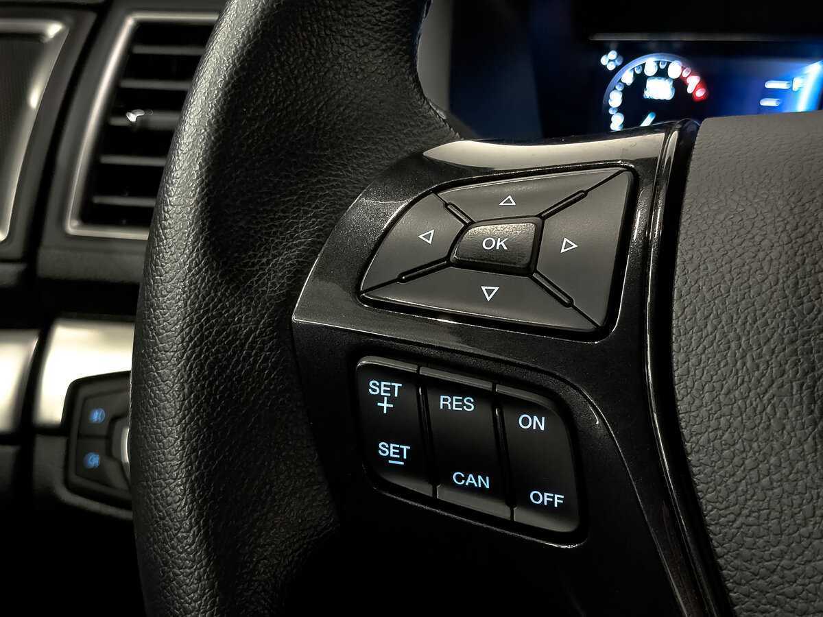 Ford Explorer, 2019 Фото №28