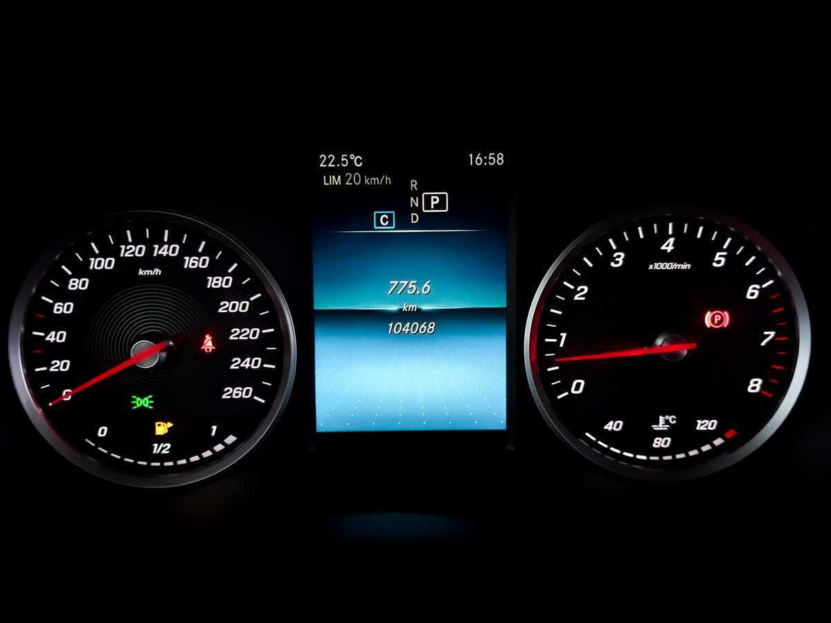 Mercedes-Benz GLC 200, 2019 Фото №13