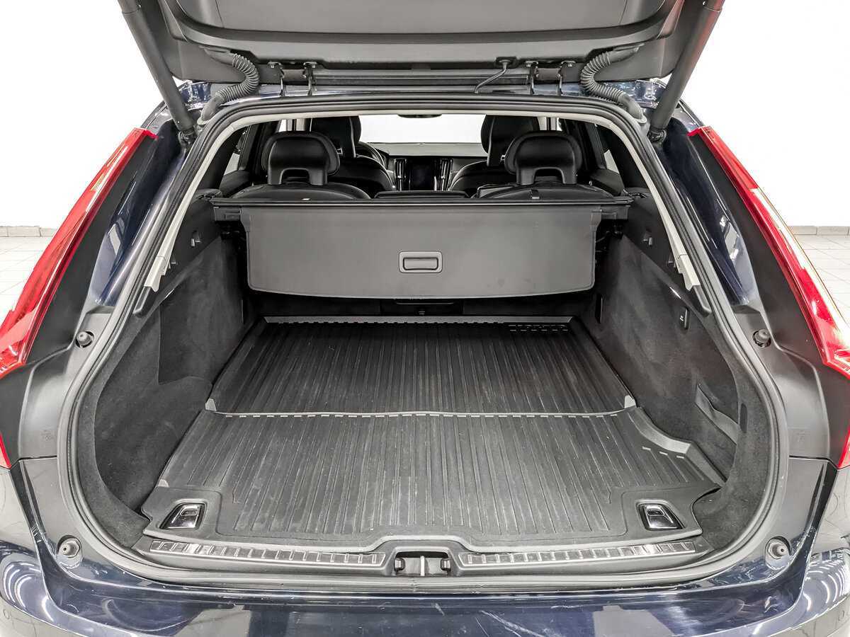 Volvo V90 Cross Country, 2017 Фото №10