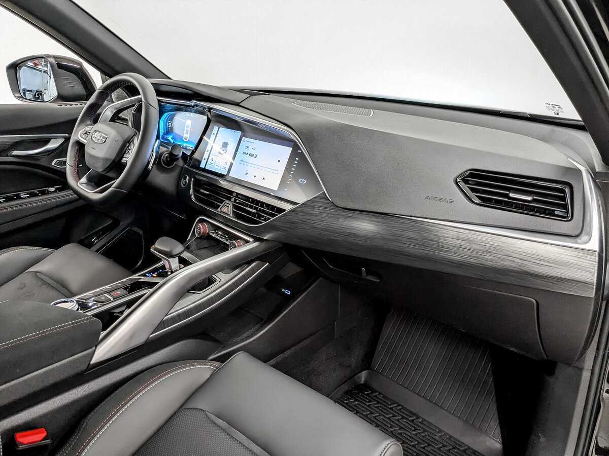 Geely Tugella, 2024 Фото №11