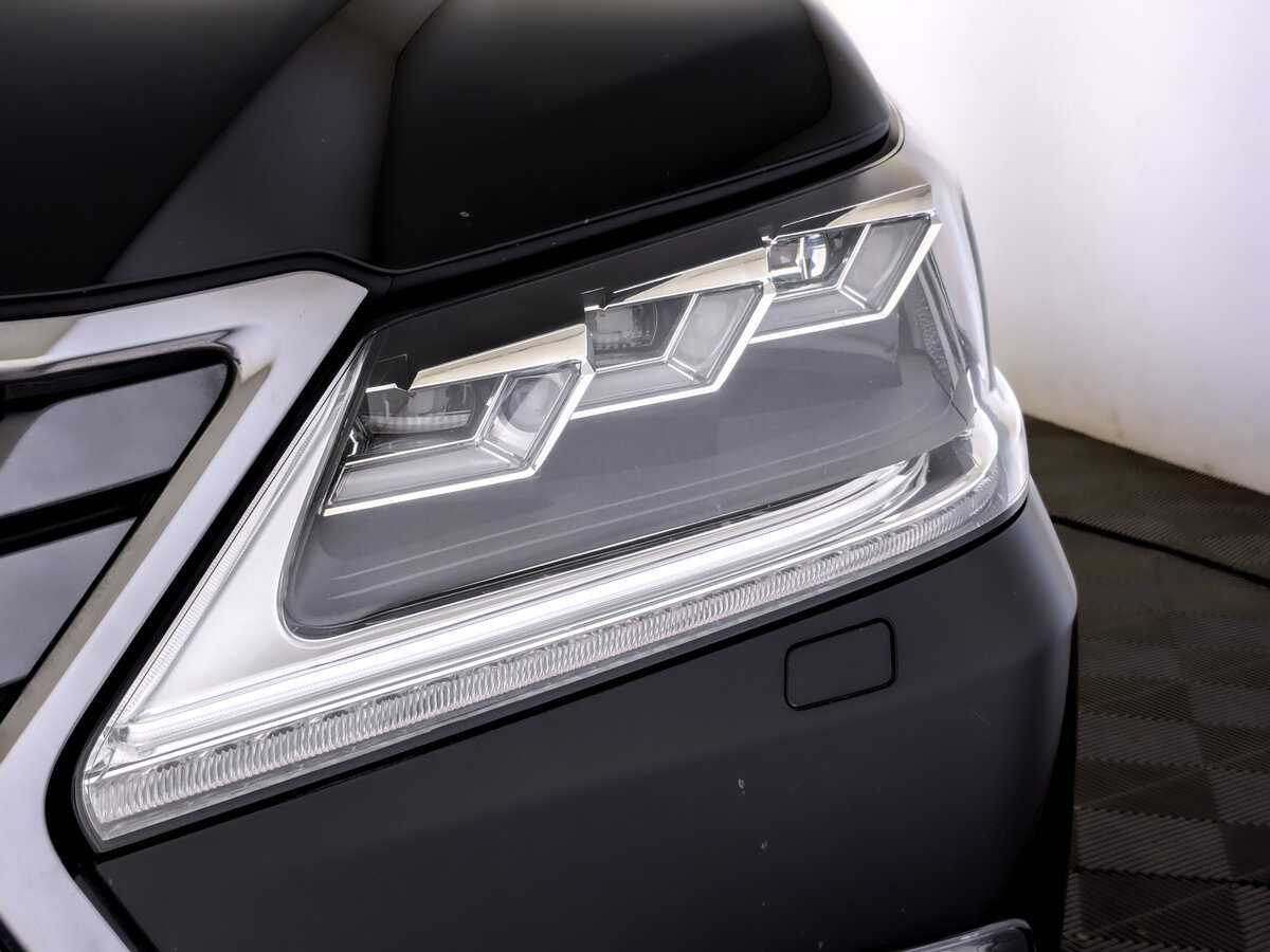 Lexus LX 450d, 2020 Фото №17