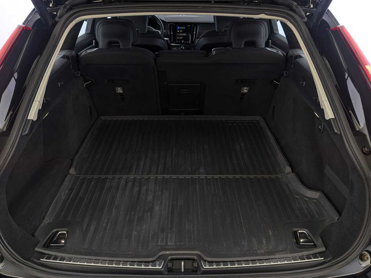 Volvo V90 Cross Country, 2019 Фото №10