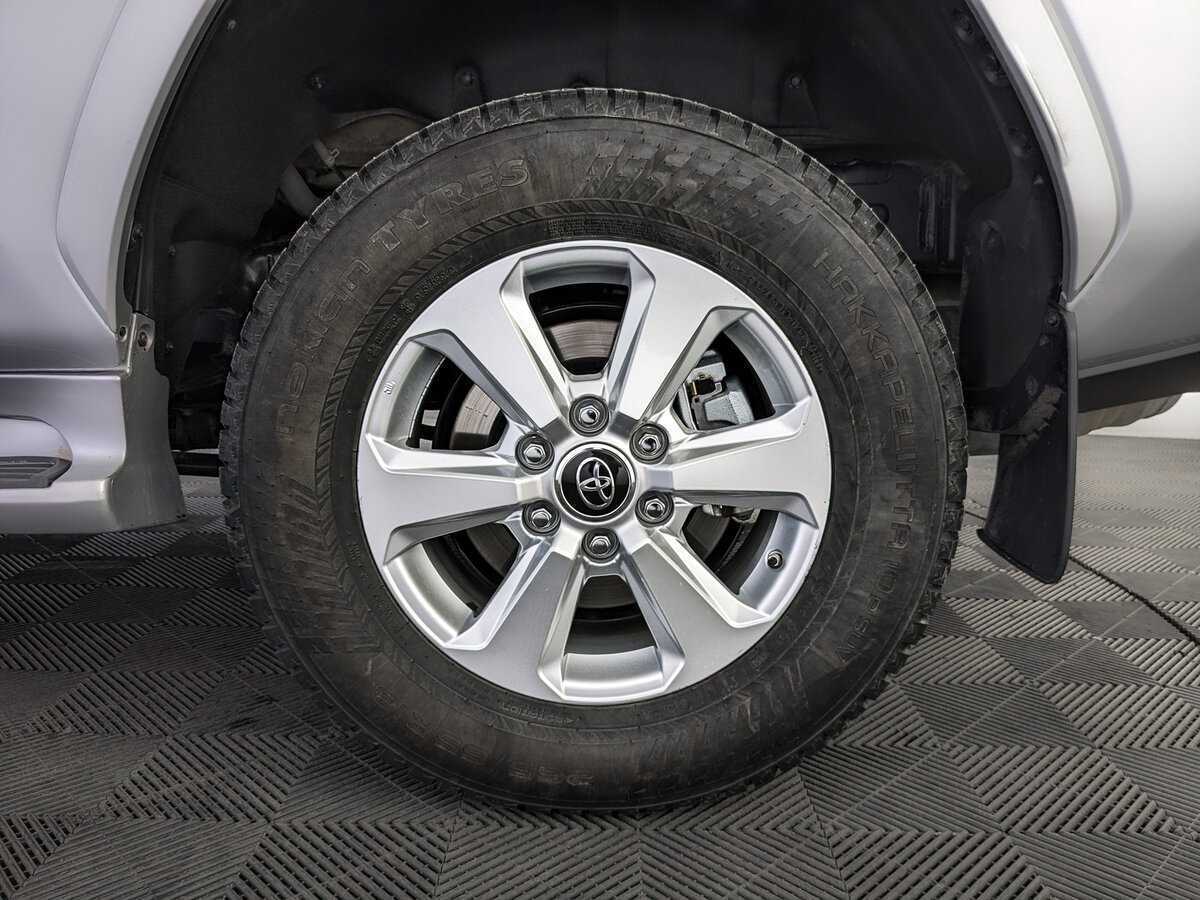 Toyota Land Cruiser, 2022 Фото №18