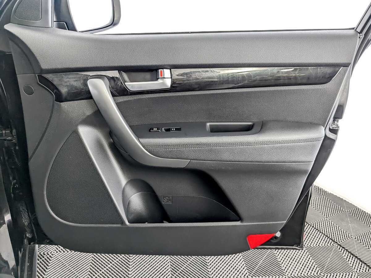 Kia Sorento, 2017 Фото №25