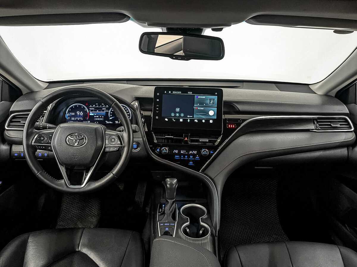 Toyota Camry, 2023 Фото №14