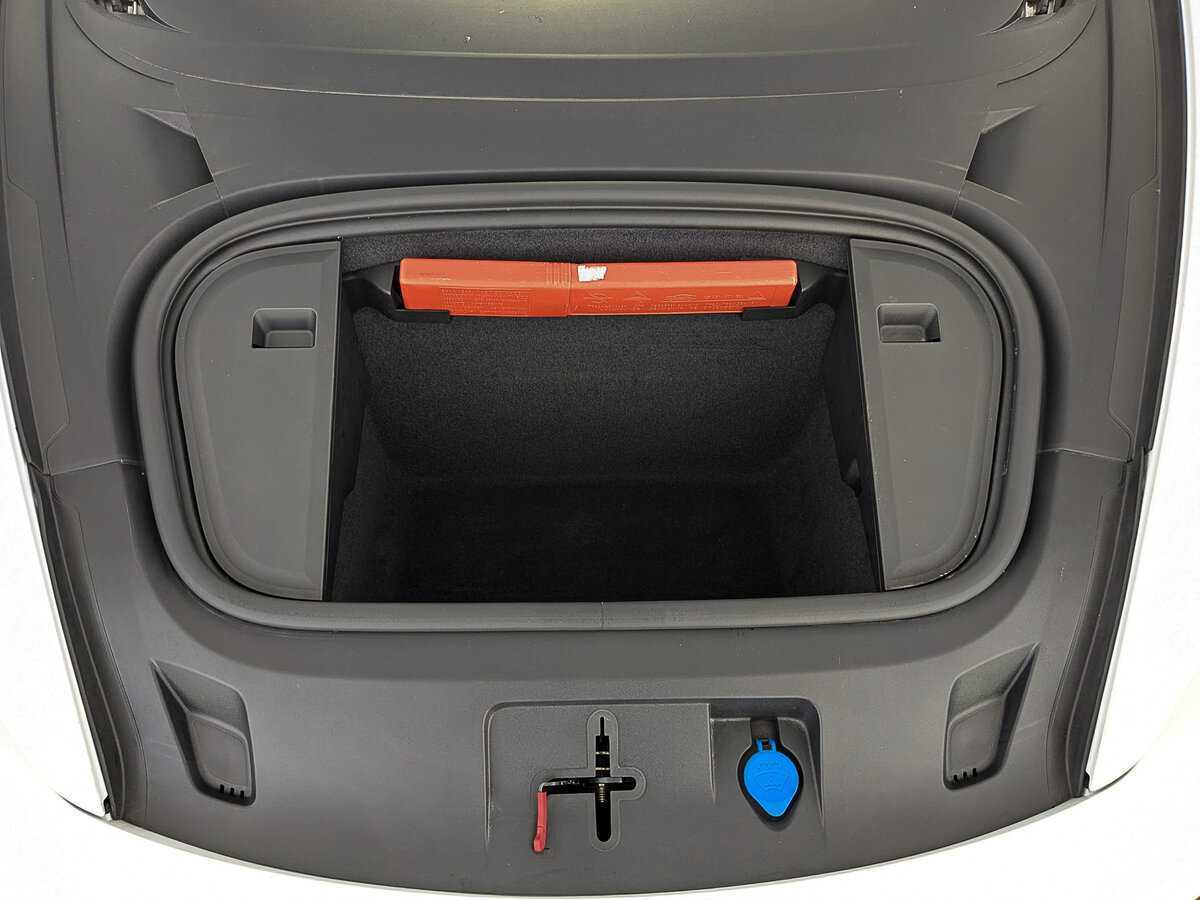 Porsche Taycan 4S, 2021 Фото №9