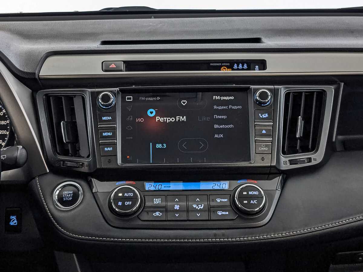 Toyota RAV4, 2018 Фото №15