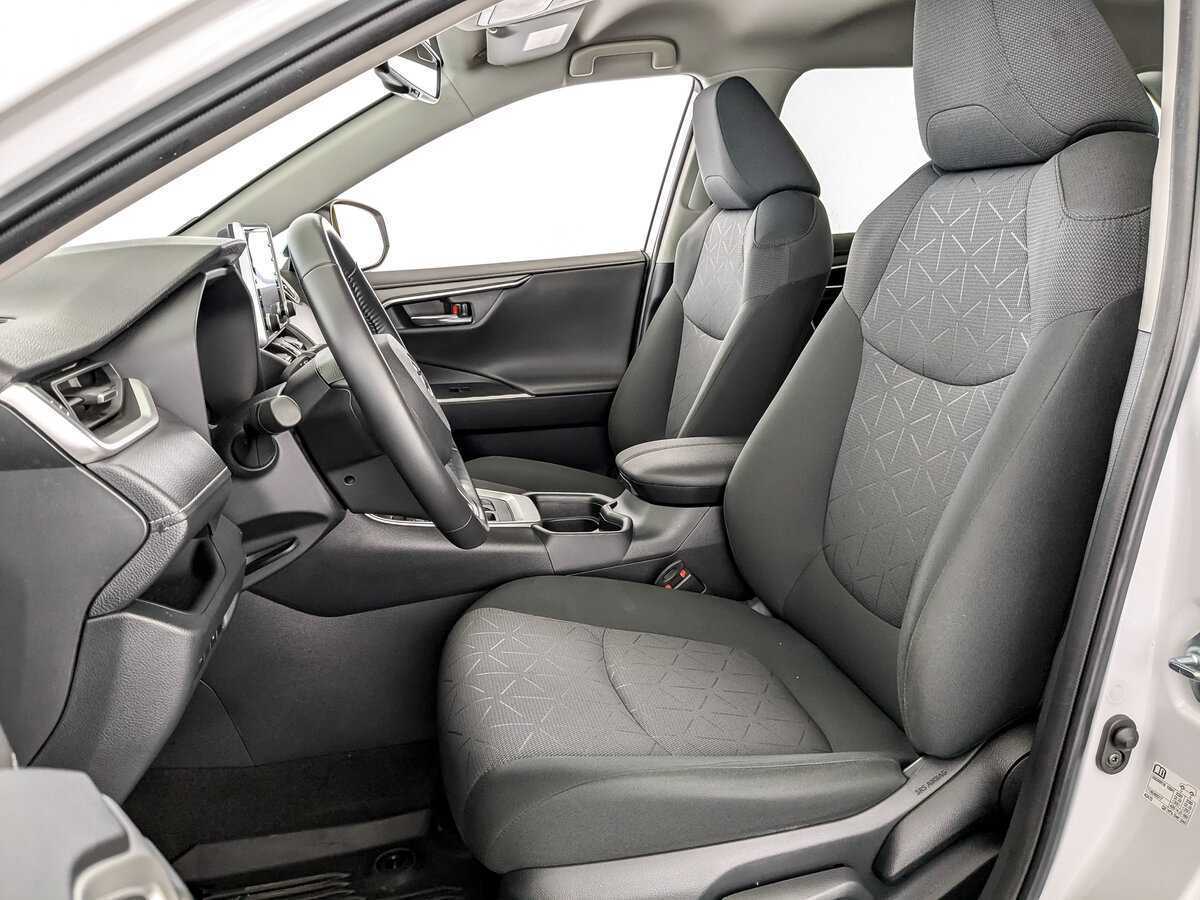 Toyota RAV4, 2021 Фото №20
