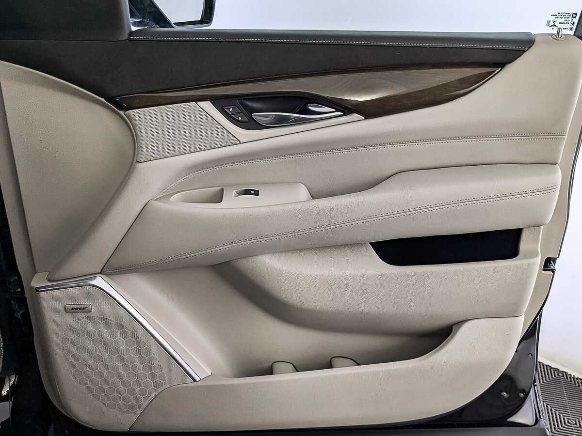 Cadillac Escalade, 2018 Фото №25