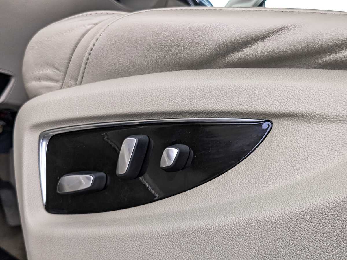 Cadillac Escalade, 2018 Фото №28