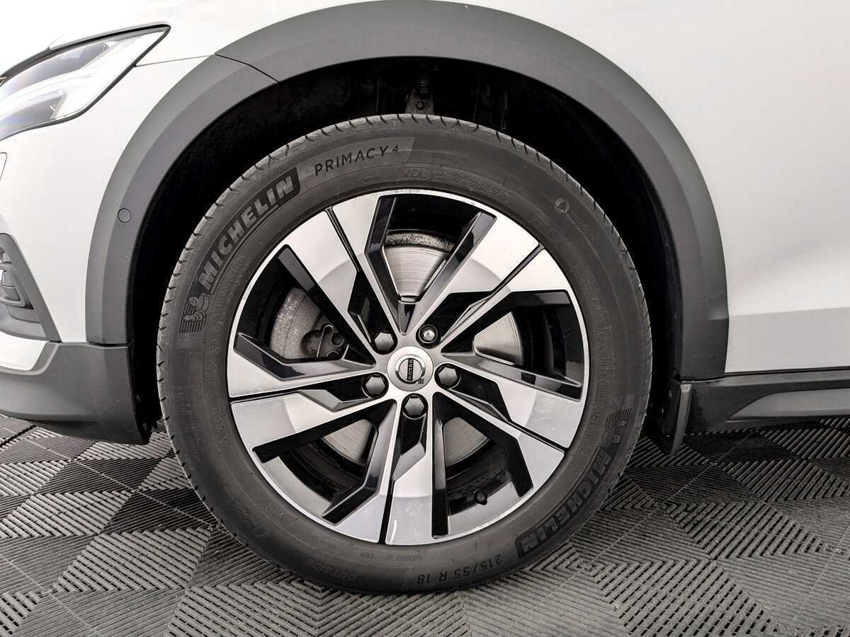 Volvo V60 Cross Country, 2021 Фото №18