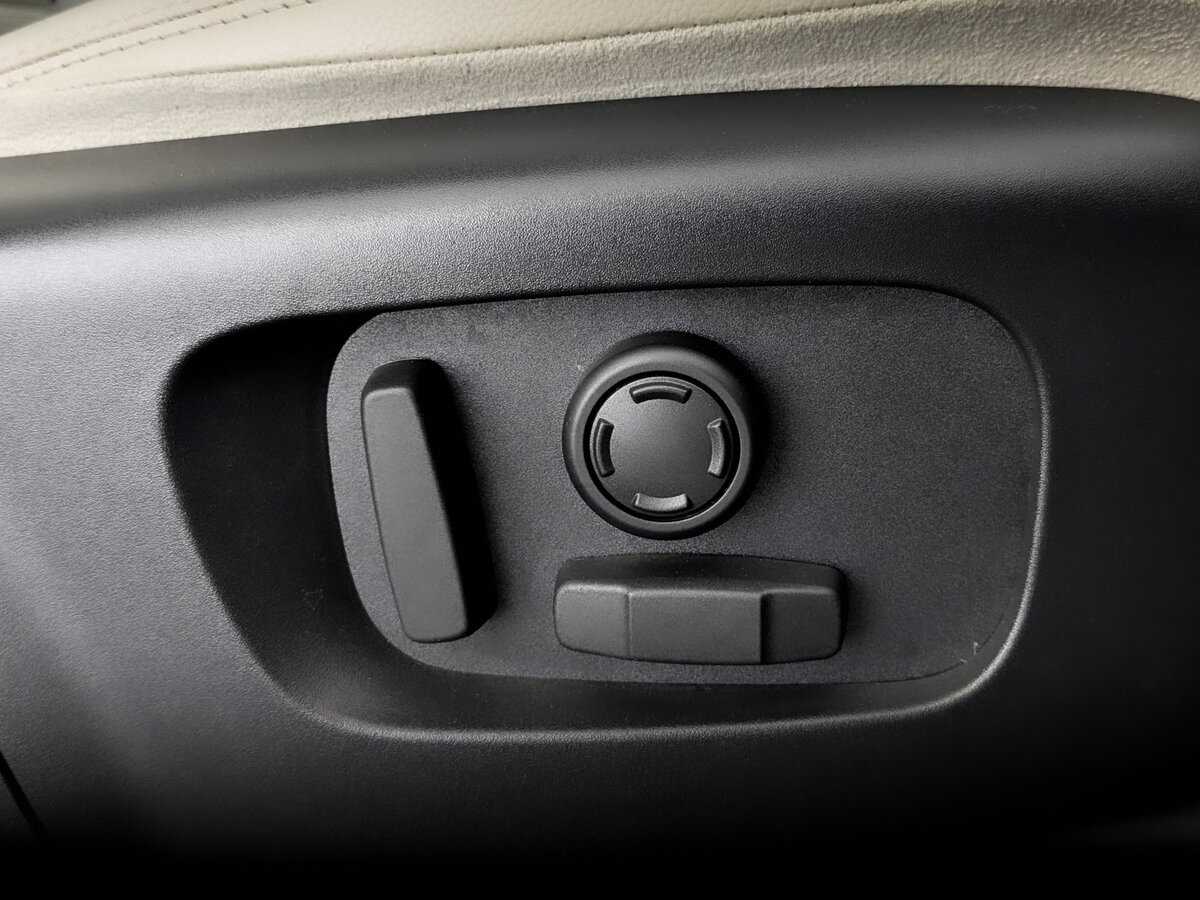 Land Rover Discovery Sport, 2019 Фото №25